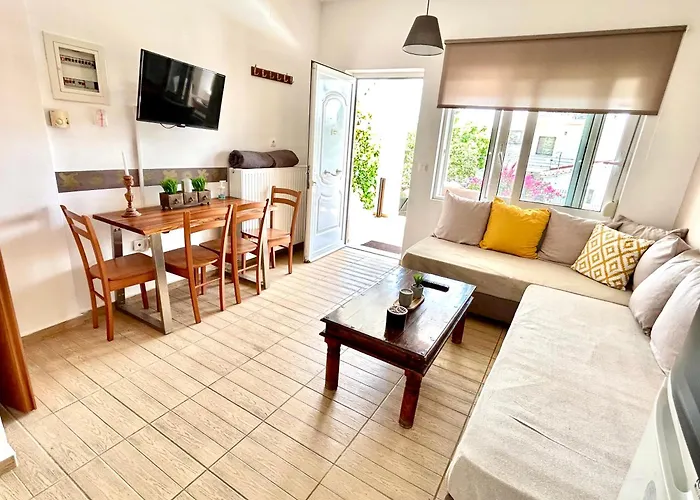 Irene\'S Maisonette At Rafaella Resort