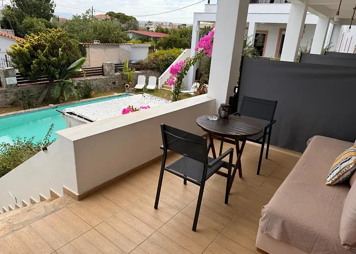 Irene\'S Maisonette At Rafaella Resort