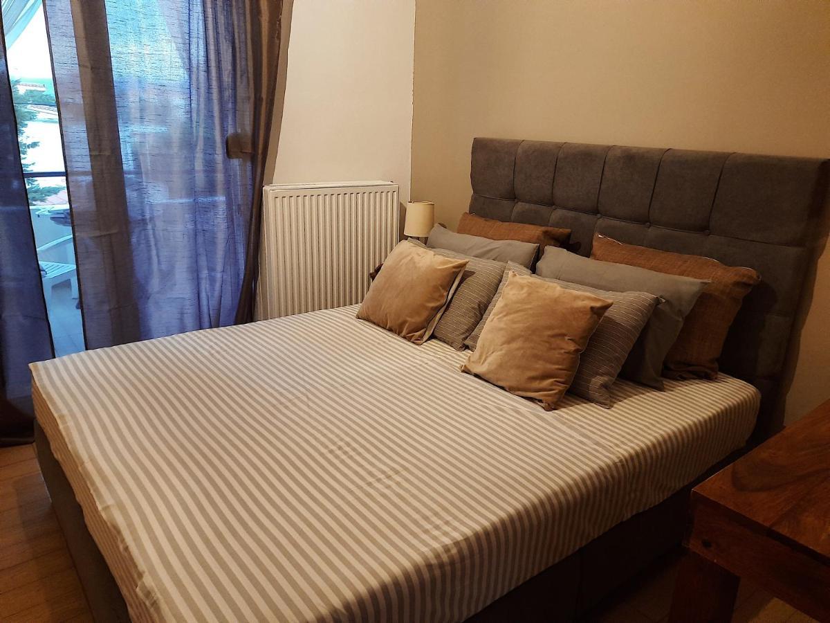 Irene's Maisonette At Rafaella Apartamento