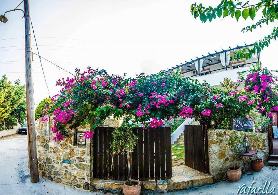 Irene's Maisonette At Rafaella Apartment Kokkonion